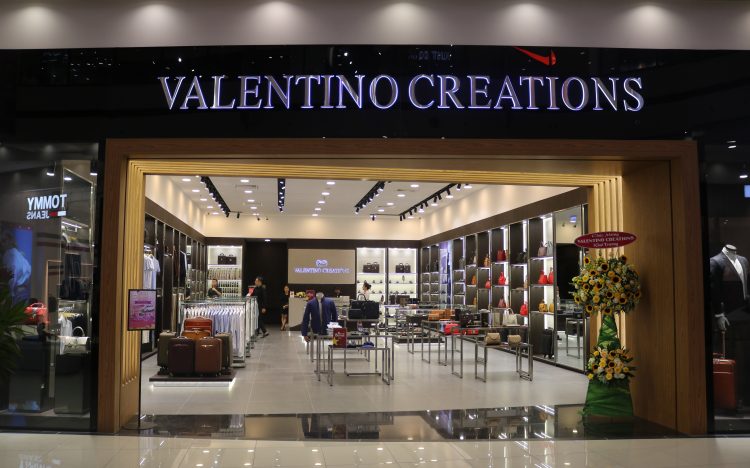 cửa hàng giày valentino, giày valentino nữ chính hãng, giày valentino nam chính hãng, giày valentino nữ chính hãng giá bao nhiêu, giày valentino nam